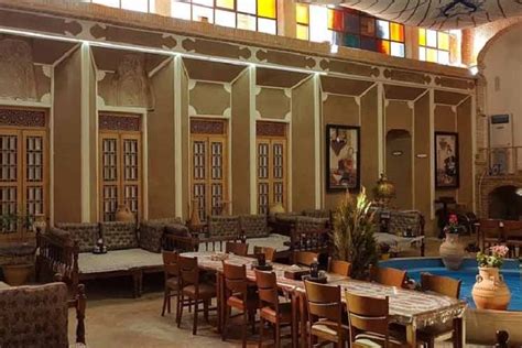 Top 20 Iranian Restaurants in Meybod Iran | Persian Food