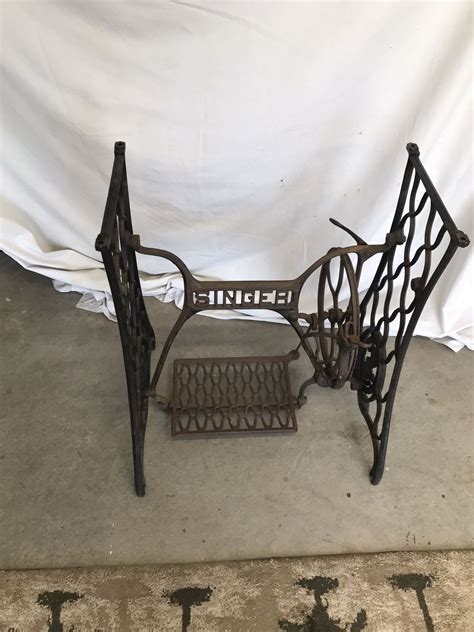 Sewing Machine Trendle for Sale in Winchester, CA - OfferUp