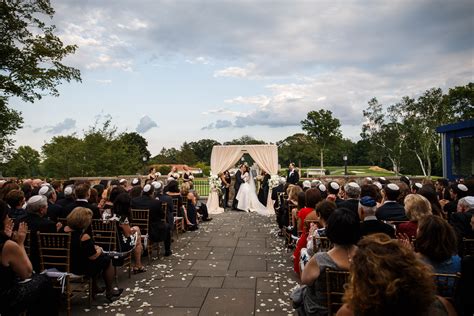 Metropolis Country Club Venue Info on Wedding Maps