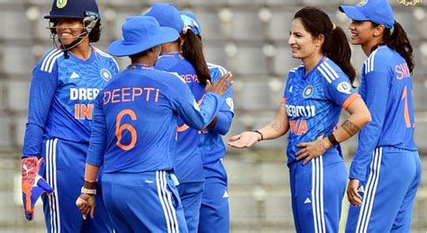 IND vs SA 1st ODI: Smriti Mandhana outbats South Africa as India claim ...