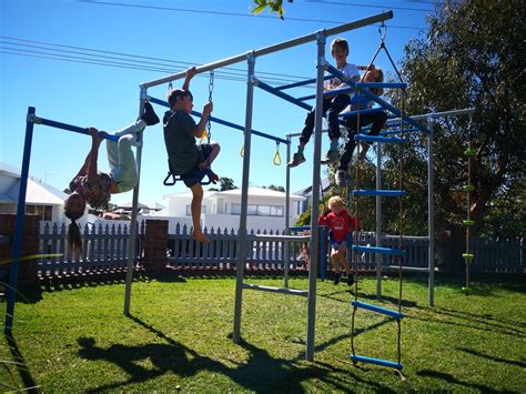Why You Should Invest in Monkey Bars for Your Kids - Growplay Monkey ...
