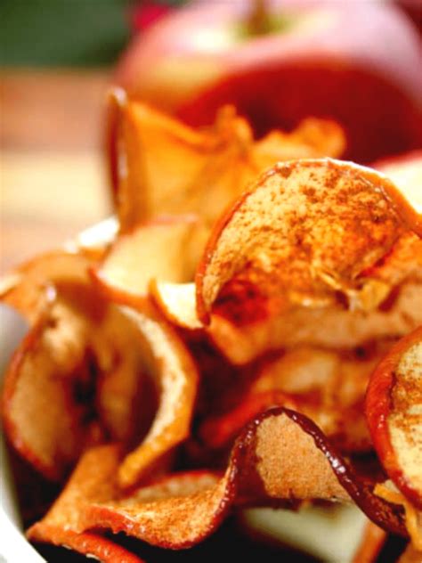 Apple Chips With Cinnamon {2 Ingredients} - Clean Eating with kids