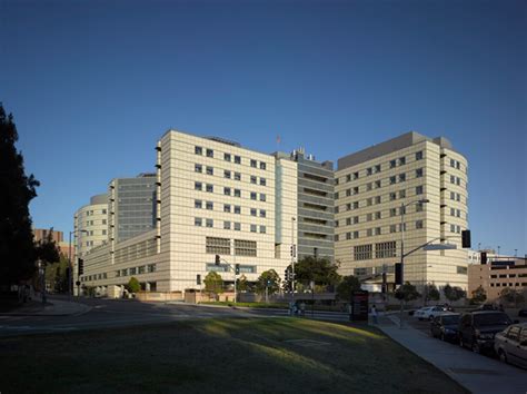 Ronald Reagan UCLA Medical Center - Architizer