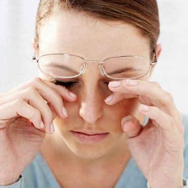 Hindari Kebiasaan Buruk Ini demi Kesehatan Mata Anda | Harapan Ibu Hospital