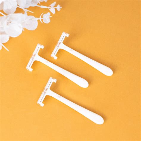 White Handle Disposable Razors - Pack of 3 – The June Shop