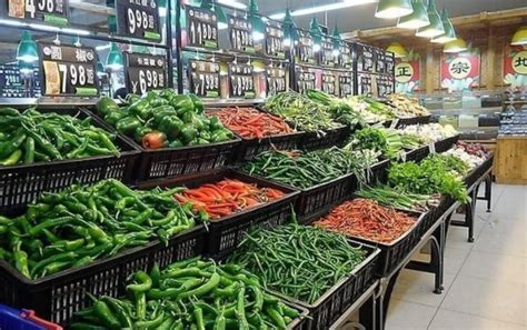 在小区开蔬菜店赚钱吗，怎样提升营业额？