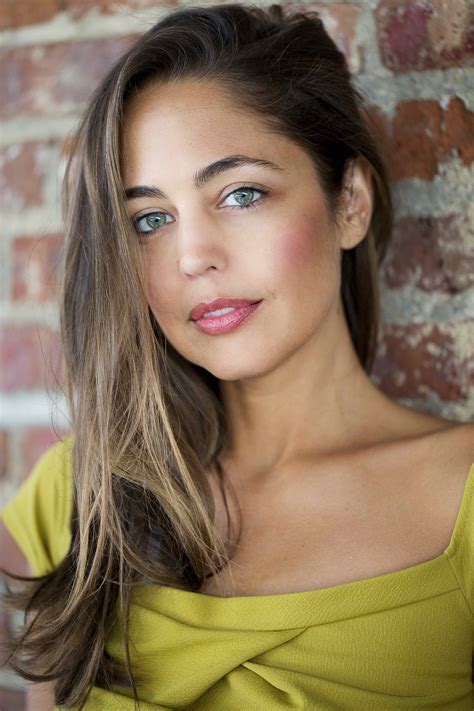 Why do half curry, half white foids look better than half curry half ...