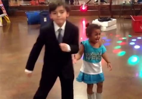 Dancing Fails 的图像结果