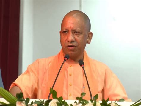 Officials should prioritize resolving people's issues: Uttar Pradesh CM ...