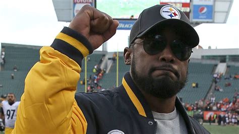 Steelers, Seahawks & Titans remain in locker room during US national ...