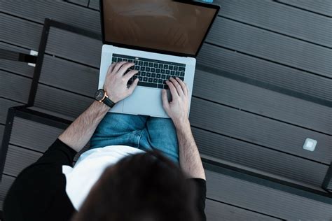 How to Collaborate Remotely 的图像结果