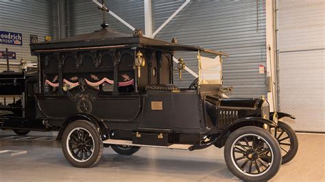 22 classic hearses | Classic & Sports Car