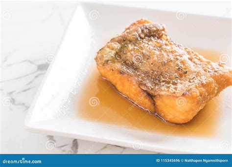 Fried Snapper Fish with Fish Sauce Stock Photo - Image of lunch ...