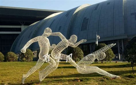 户外不锈钢运动人雕塑园林仿真 跑步自行车剪影抽象人物铁艺摆件-阿里巴巴