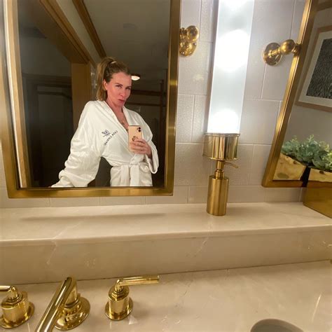 Carole Radziwill calls Bethenny Frankel 'not' intelligent, misspells word