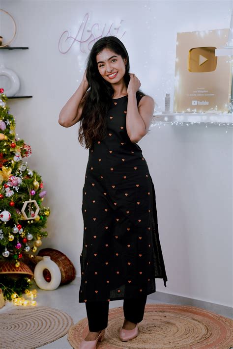 Brick Heart set – Magizham Boutique