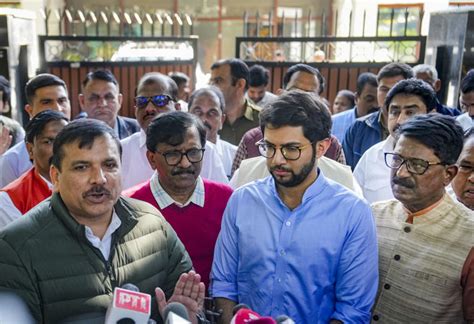 Aditya Thackeray meets Rahul Gandhi, Kejriwal; says need clarity on ...
