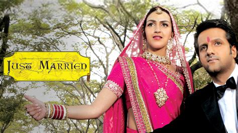 Watch Just Married Movie Online - Stream Full HD Movies on Airtel Xstream