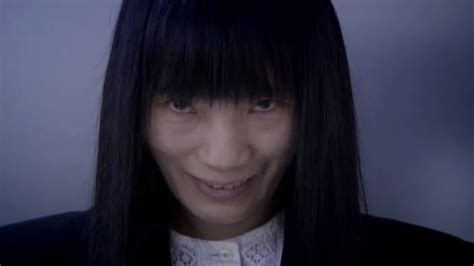 分分钟看电影：9分钟带你看完日本恐怖电影《假死魔的诅咒》 - YouTube