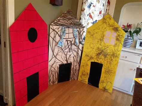 Three Little Pigs Wood Houses