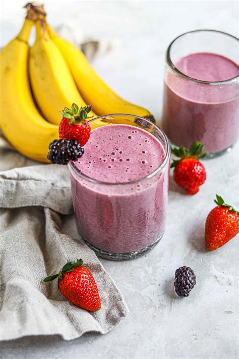 Blackberry Strawberry Banana Smoothie • The Heirloom Pantry