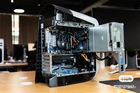 Alienware Backside 的图像结果