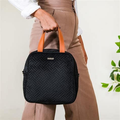 Sling Velvet Thermal Insulated Lunch Bag Black Online - Premium Lunch ...