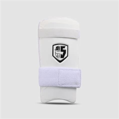Arm Guard - White – 5ivebypenta