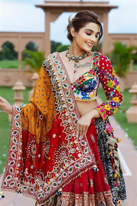 Buy Latest Navratri Chaniya Choli 2024 Online - Anaya Designer Studio