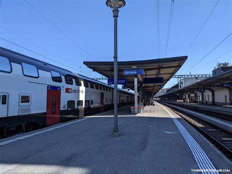 GenevaTrain-1 – Touring Switzerland