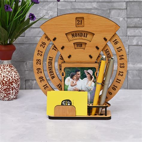 Wooden Calendar Clock, Calendar of lifetime, for office/Home also gifts ...