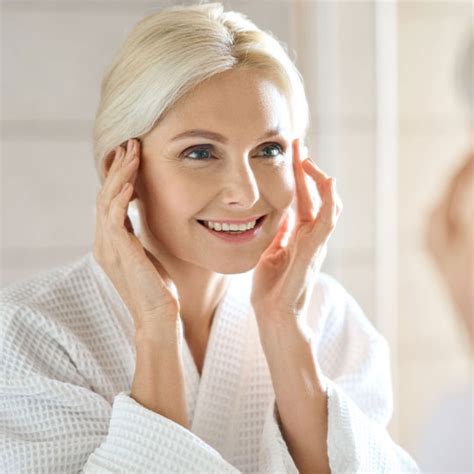 Skin Treatments in Noida | Dermatologist in Noida | Skinlogics