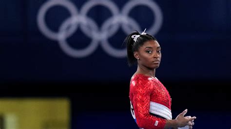 Opinion: Simone Biles brings attention to athlete's mental health