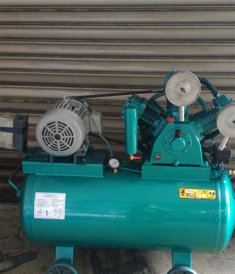 中古復盛型5HP高壓空壓機(單相 220V 修車業的最愛 加大到200L儲氣桶) | Yahoo奇摩拍賣