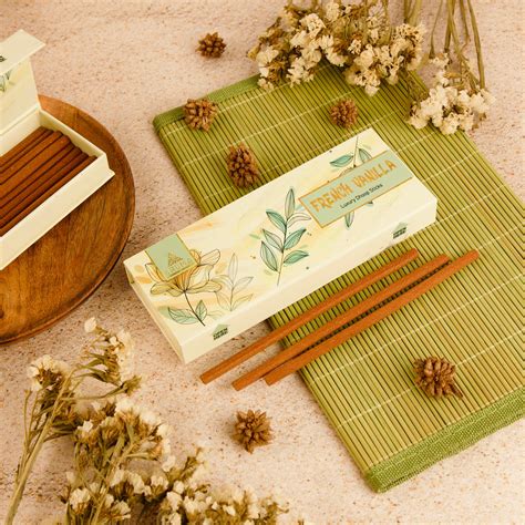 French Vanilla Dhoop Sticks – Aroma Lifestyle Fragrances