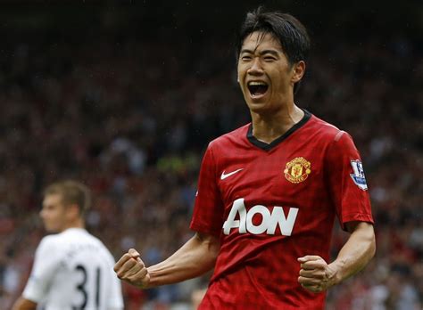 Manchester United's Win Over Fulham in Pictures; Van Persie's Goal ...