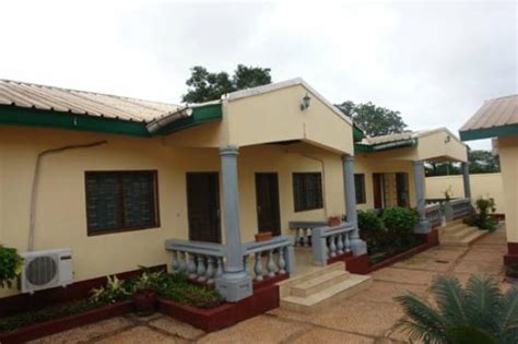 JM RESIDENCE (Bangui) - Villa Reviews & Photos - Tripadvisor