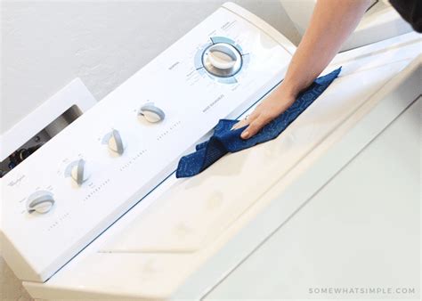 How to Clean a Top Loader Washing Machine 的图像结果