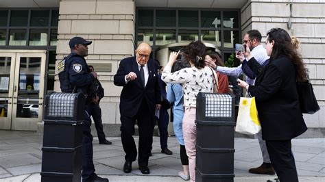 Giuliani Should Lose His Law License in D.C., Bar Panel Says - The New ...