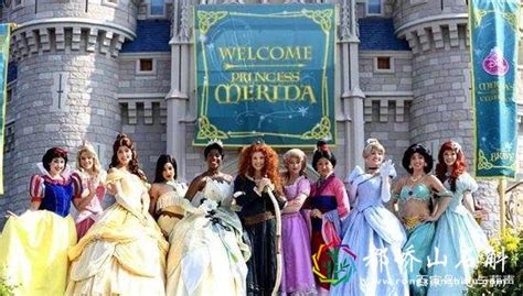 迪士尼的14位公主分别是谁【迪士尼公主配音】-小人物K
