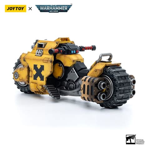 Joy Toy Warhammer 40,000 Imperial Fists Raider-Pattern Combat Bike 1:1