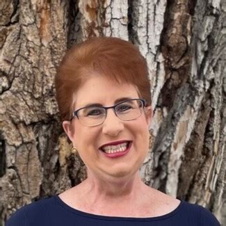 Real Estate Agent Search - Homes.com