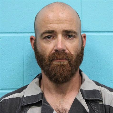 Nolan County Sheriff searching for man wanted for aggravated assault