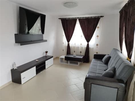 Casa Workshop Transfagarasan - Houses for Rent in Rotunda, Argeș ...