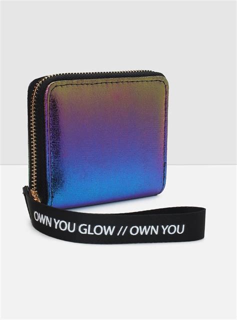 Buy Women Textured Zip-Around Small Wallet Online at just Rs. 499.0 ...