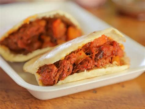 Gorditas Rojas Deshebradas Recipe | Food Network