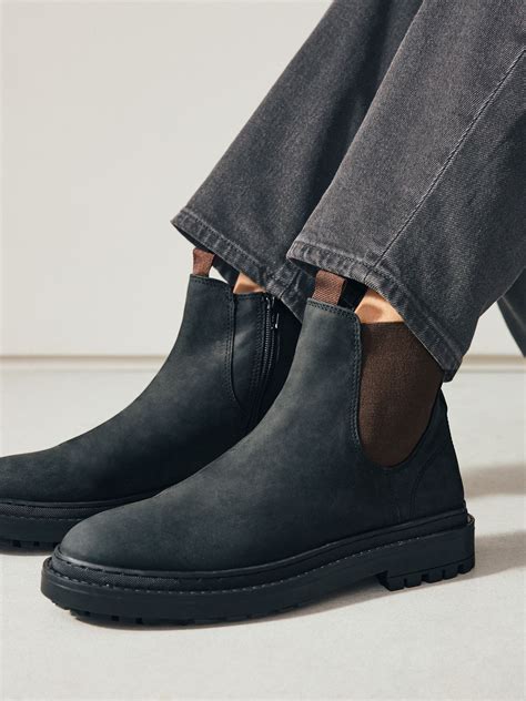 Buy Black Oiled Leather Forever Comfort® Round Toe Chelsea Boots from ...