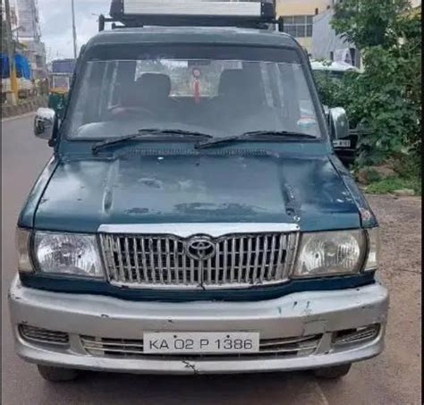 Used Toyota Qualis GST D3 2000 Model (PID-1421366390) Car for Sale in ...