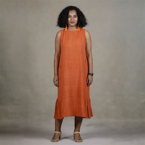 Slowthreads - Fashion, but made slow