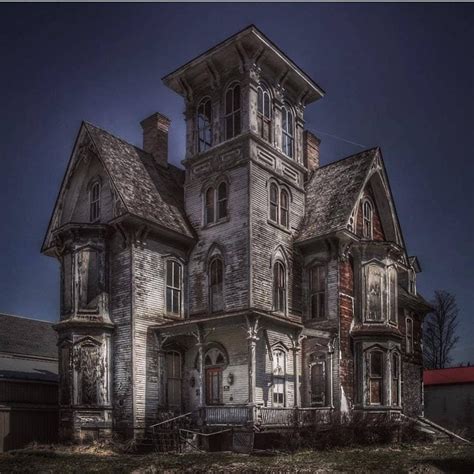 Spooky Abandoned House in America